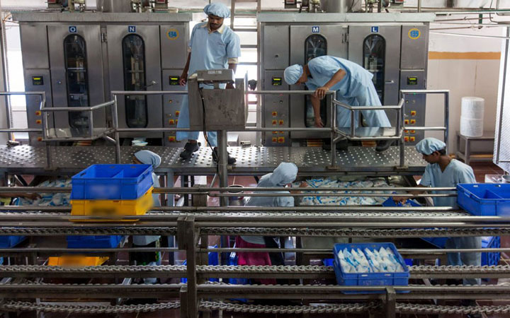 industrial-visit-to-gokul-milk-dairy-turbhe (1)