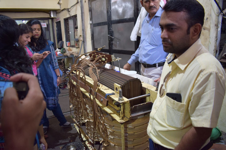 industrial-visit-to-shri-transformers (2)