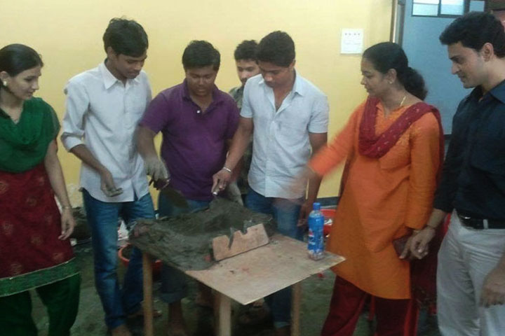 intra-collegiate-project-competition (4)