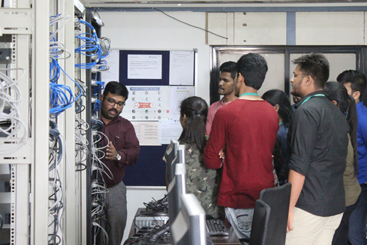 industrial-visit-to-I-MEDITA-pune (3)