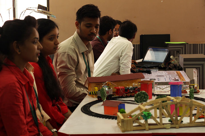 intra-collegiate-project-competition-2018 (2)