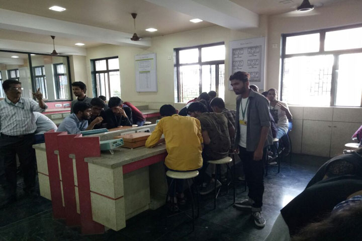 intra-departmental-competition-circuit-testing-and-debugging (5)