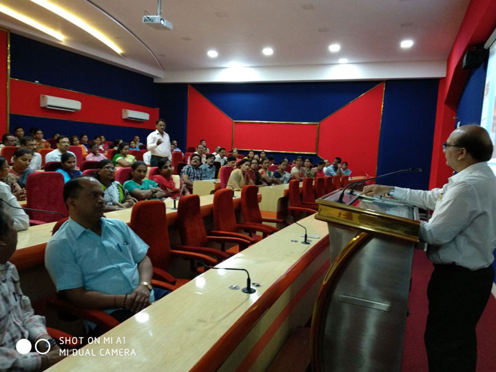 ptm-FE-esay-2017-18 (5)