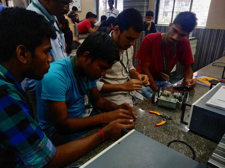 workshop-on-robotics-level-1-EXTC (1)