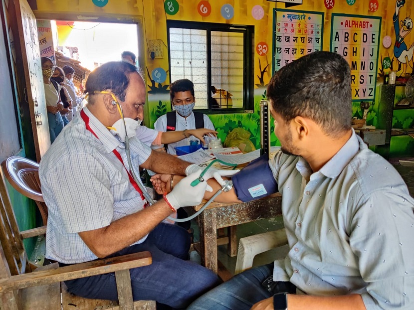 blood-donation-camp-sawale-village-2021-22 (3)