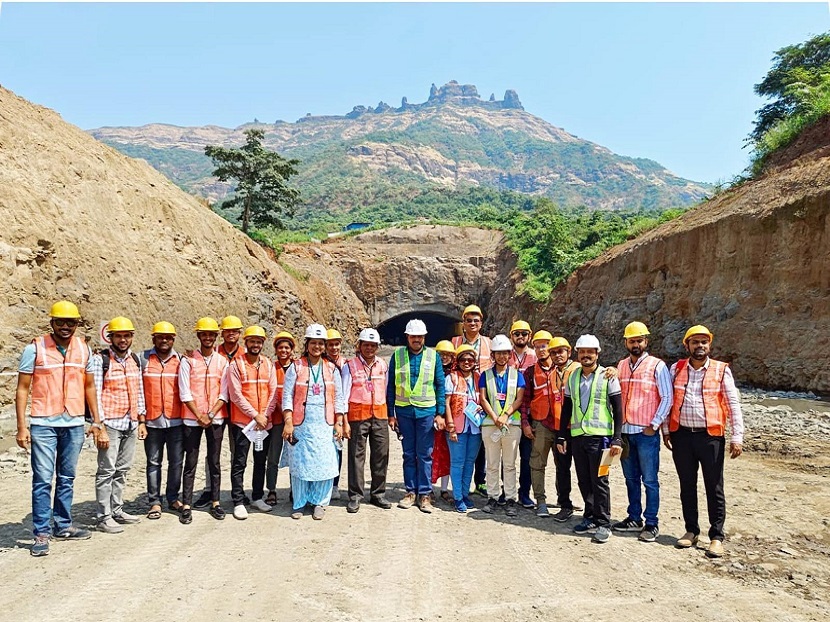 Site-Visit-at-Twin-Tube-Eight-Lane-Tunnel-in-Matheran-Eco-Sensitive-Zone-in-State-of-Maharashtra (3)