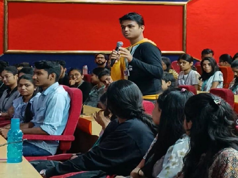 Expert-Talk-on-Cyber-Security-&-Social-Media-Hacking-by-Aptech-Learning (3)